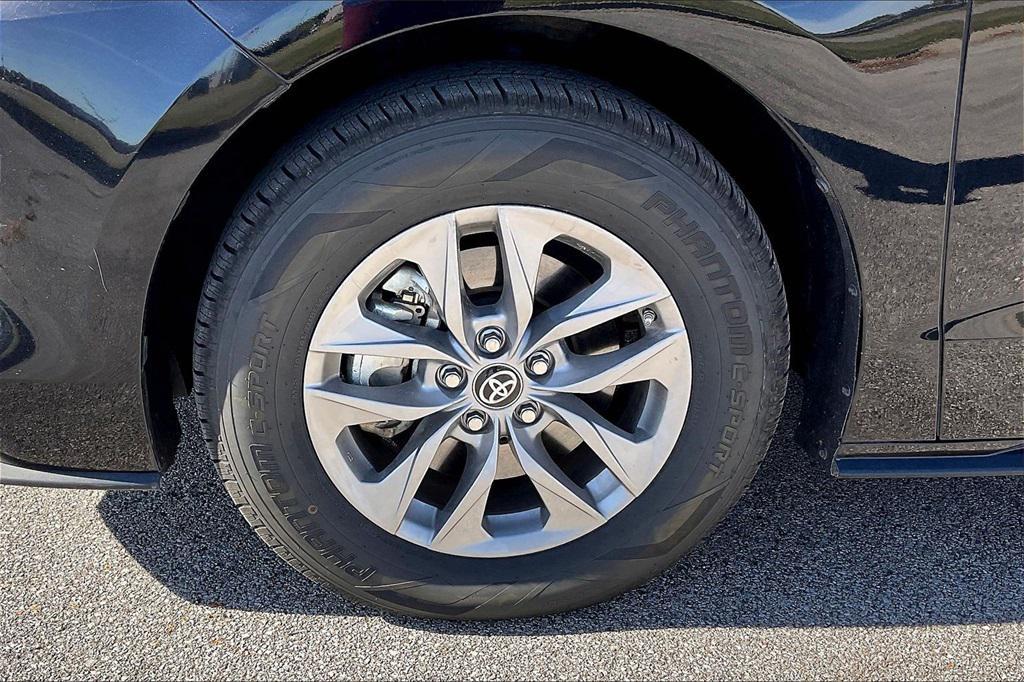 used 2024 Toyota Sienna car, priced at $42,522