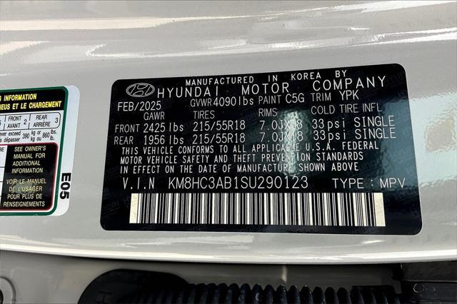 new 2025 Hyundai Kona car, priced at $27,554