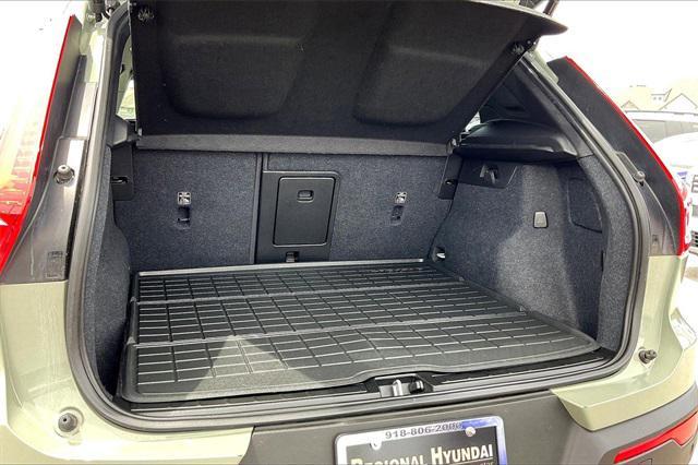used 2023 Volvo XC40 car, priced at $35,311