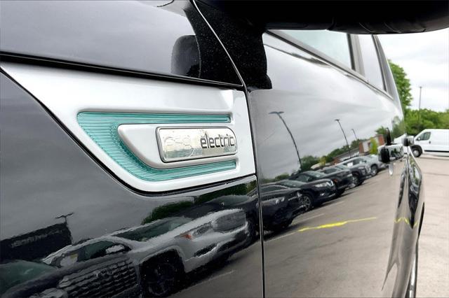 used 2017 Kia Soul EV car, priced at $8,311