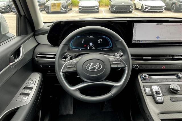 used 2025 Hyundai Palisade car, priced at $37,211