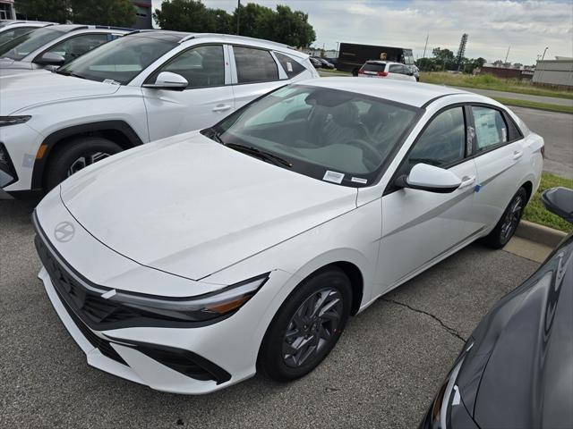 new 2025 Hyundai ELANTRA HEV car, priced at $23,746