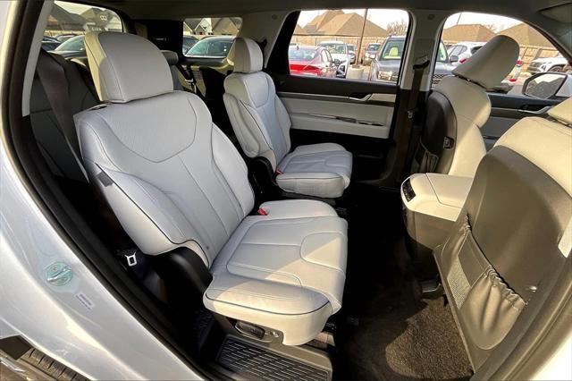 new 2025 Hyundai Palisade car, priced at $38,000