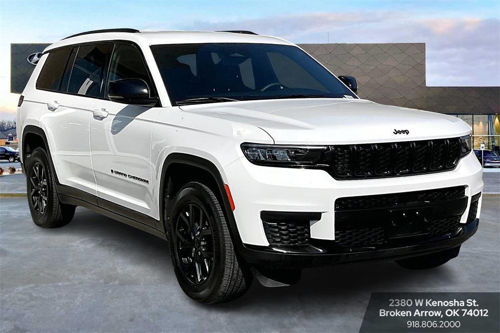 used 2024 Jeep Grand Cherokee L car, priced at $29,555