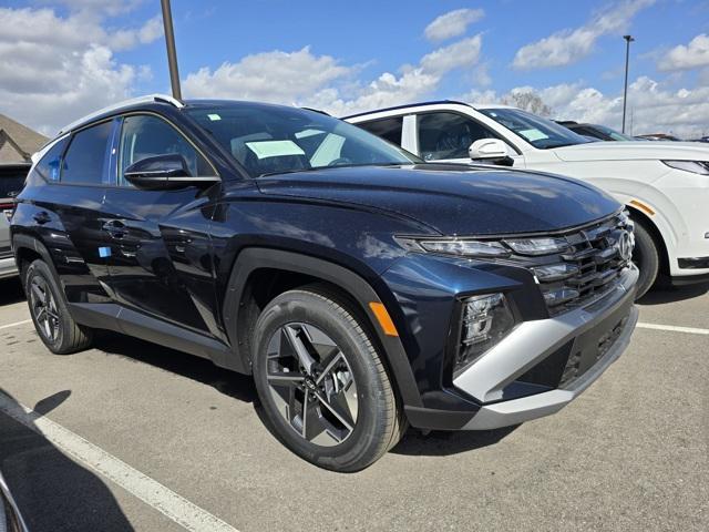 new 2025 Hyundai TUCSON Hybrid car, priced at $34,330