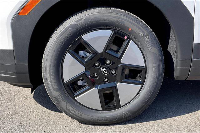 new 2025 Hyundai Santa Fe car, priced at $35,227