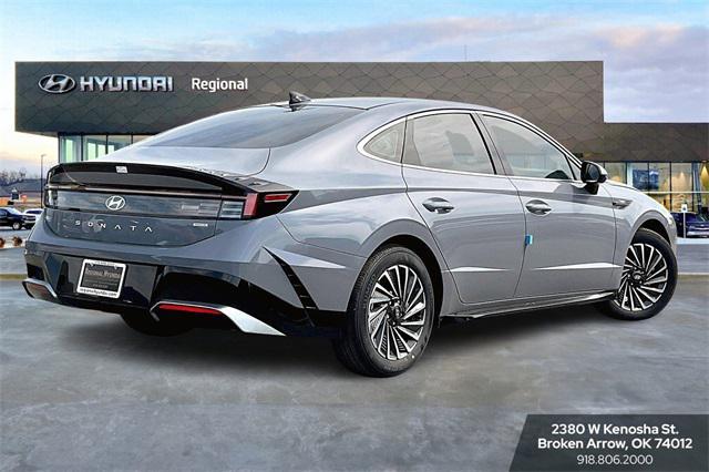 new 2024 Hyundai Sonata Hybrid car, priced at $30,559