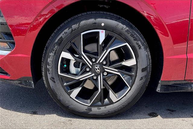 new 2025 Hyundai Sonata car, priced at $26,014