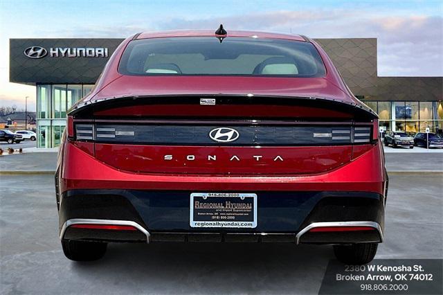 new 2025 Hyundai Sonata car, priced at $26,014