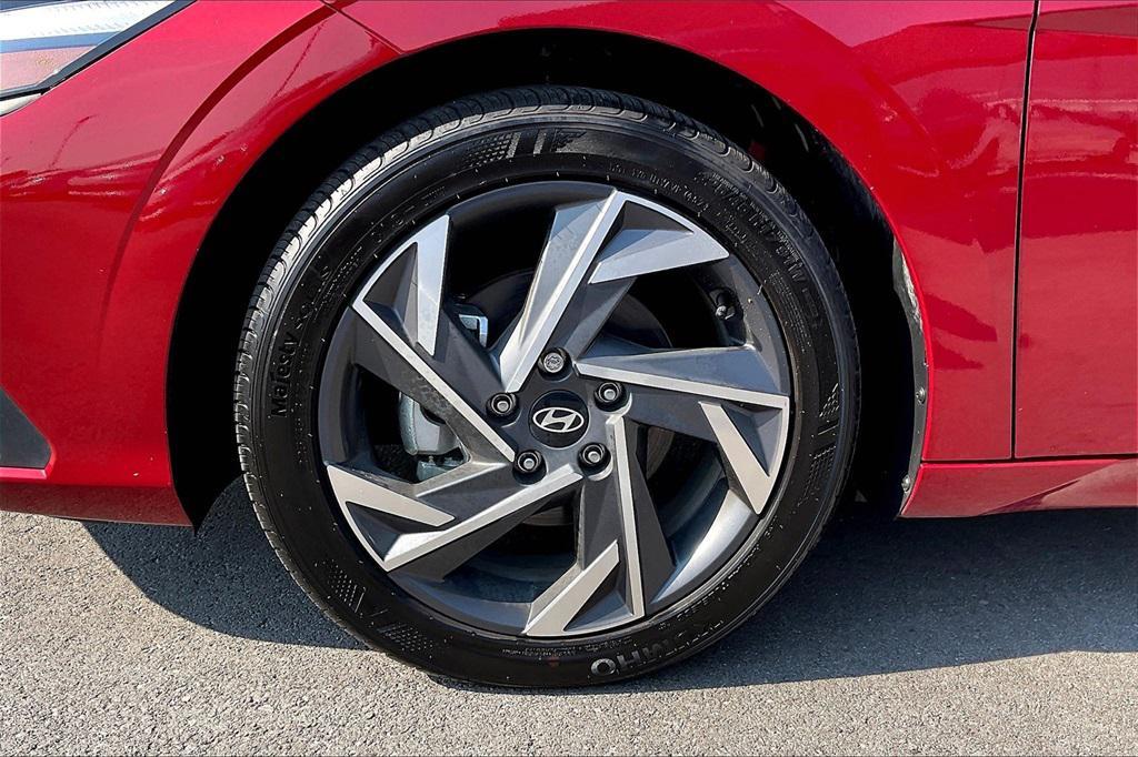 used 2025 Hyundai Elantra car, priced at $22,111
