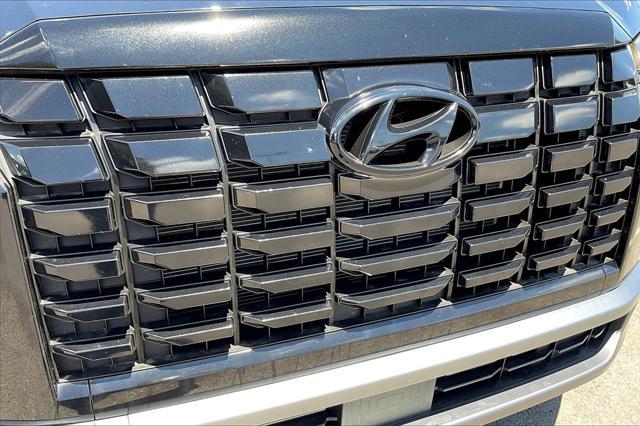 used 2025 Hyundai Palisade car, priced at $37,511