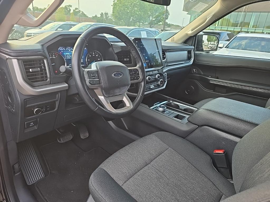 used 2024 Ford Expedition car, priced at $46,899