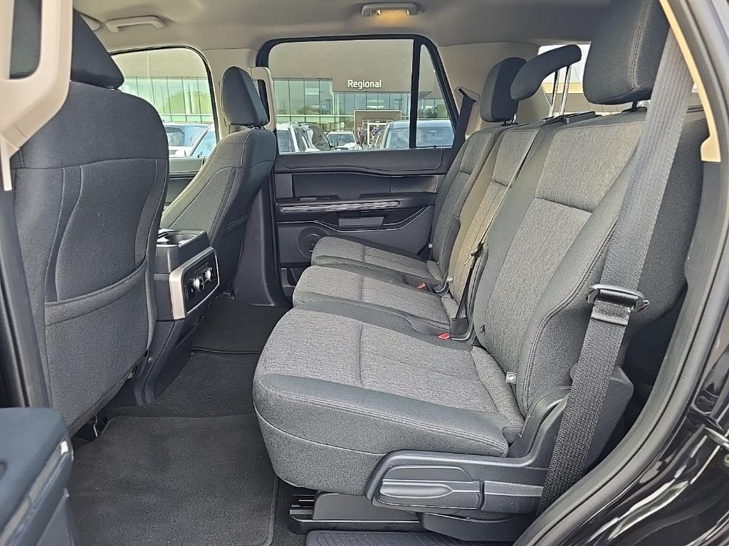 used 2024 Ford Expedition car, priced at $46,899