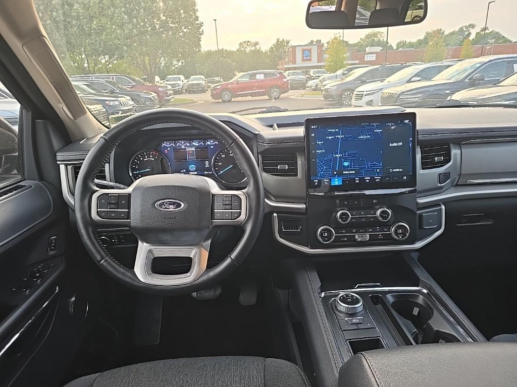 used 2024 Ford Expedition car, priced at $46,899