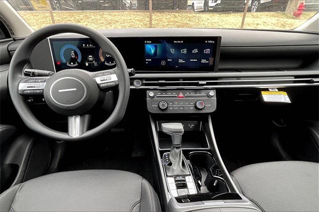 new 2025 Hyundai Tucson car, priced at $27,177