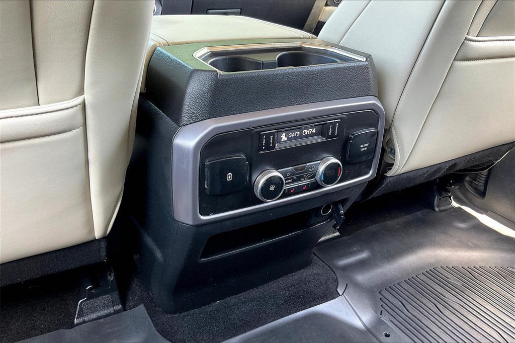 used 2019 Ford Expedition car, priced at $31,986