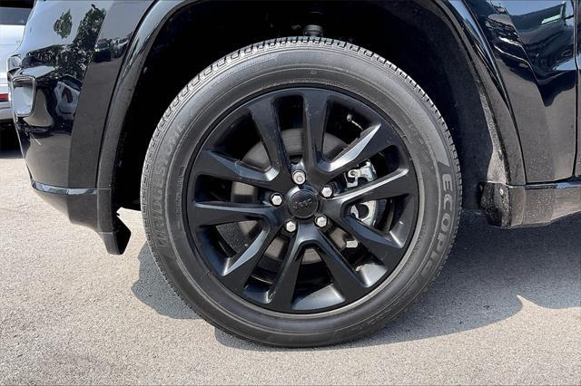 used 2022 Jeep Grand Cherokee car, priced at $31,511