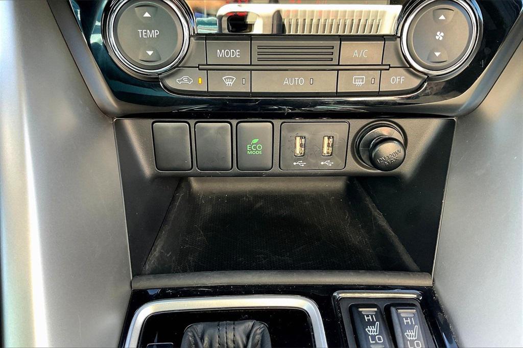 used 2025 Mitsubishi Eclipse Cross car, priced at $24,044