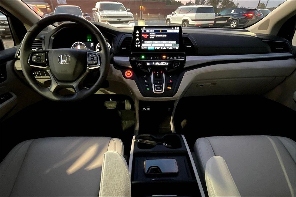 used 2025 Honda Odyssey car, priced at $42,511