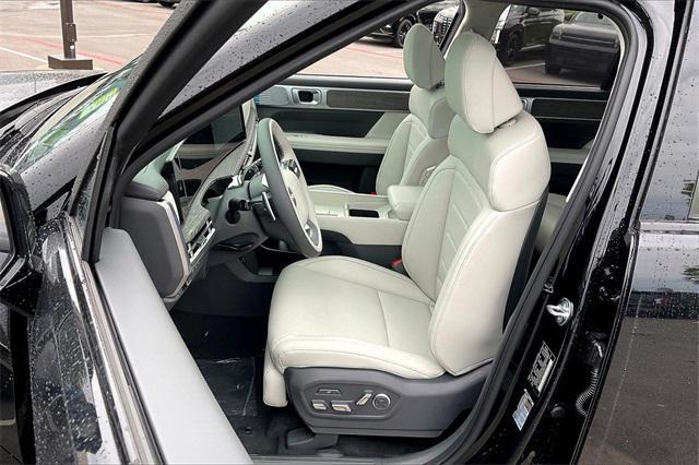 new 2025 Hyundai SANTA FE HEV car, priced at $44,826