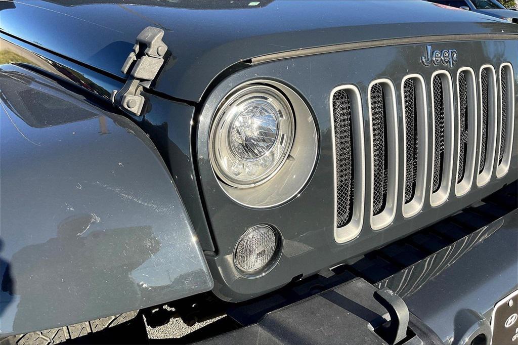 used 2018 Jeep Wrangler JK Unlimited car, priced at $25,444