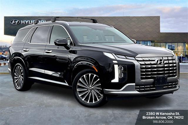 used 2023 Hyundai Palisade car, priced at $35,011