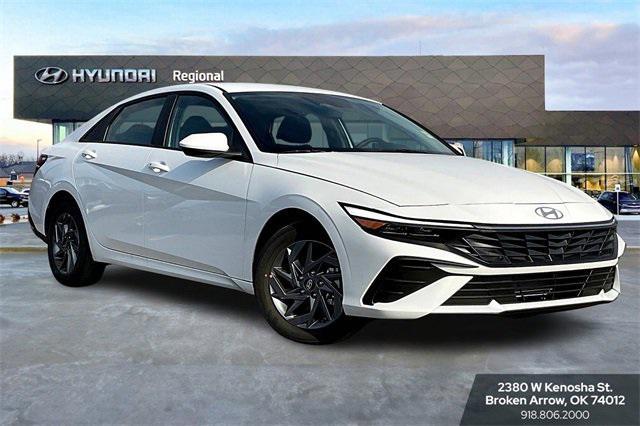 new 2025 Hyundai Elantra car, priced at $23,366