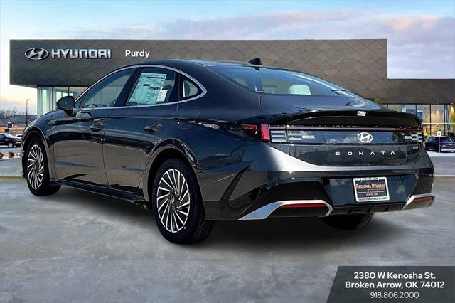 new 2025 Hyundai Sonata Hybrid car, priced at $29,374