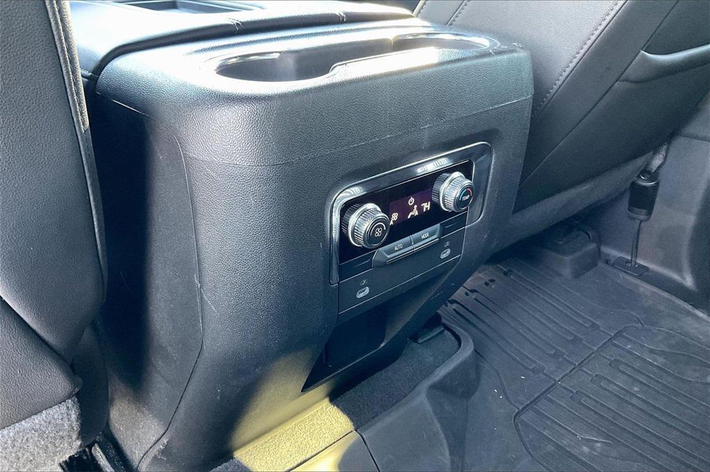 used 2023 GMC Yukon car, priced at $46,991