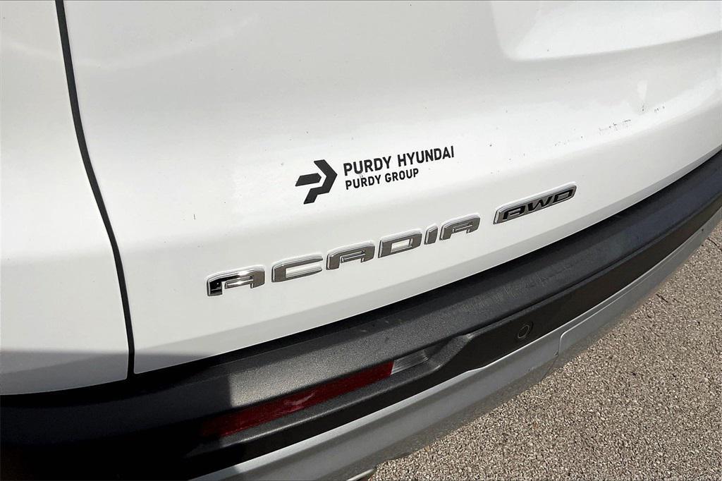 used 2024 GMC Acadia car, priced at $37,744