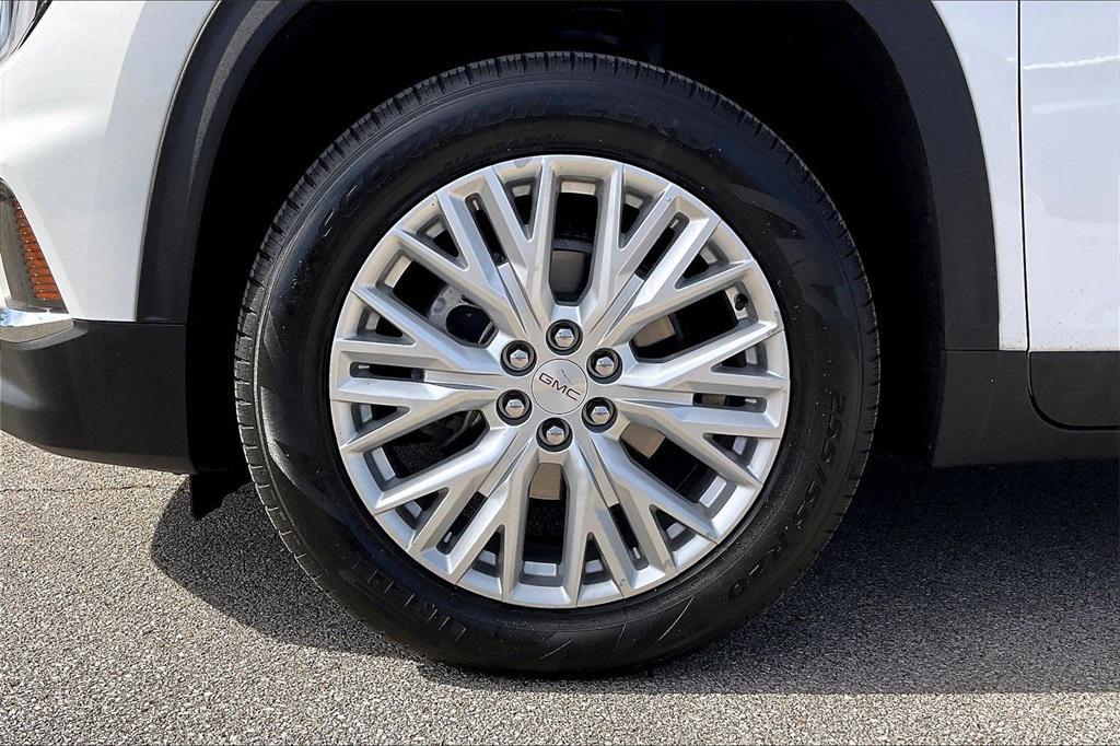 used 2024 GMC Acadia car, priced at $37,744