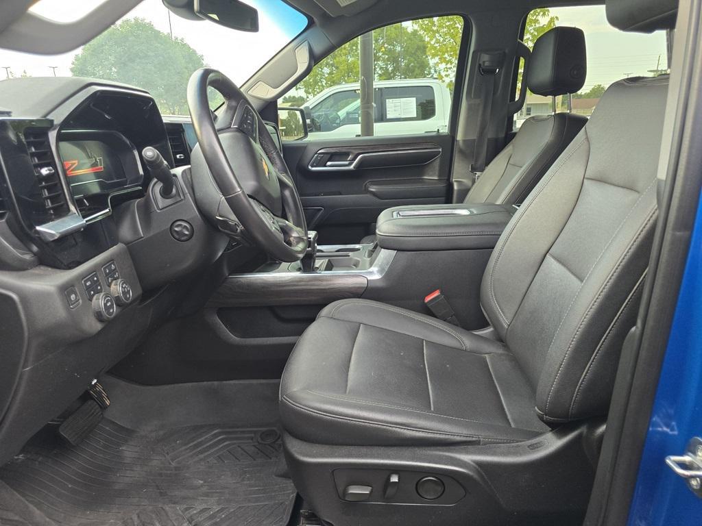 used 2022 Chevrolet Silverado 1500 car, priced at $45,111