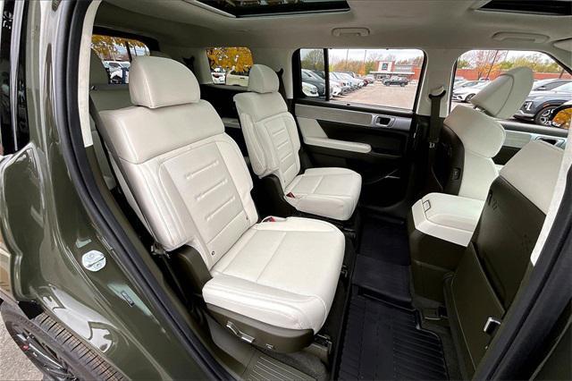 new 2025 Hyundai Santa Fe car, priced at $42,519