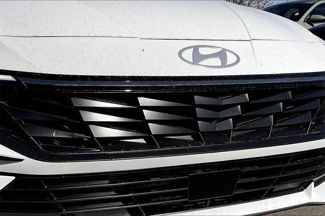 new 2025 Hyundai Elantra car, priced at $24,981