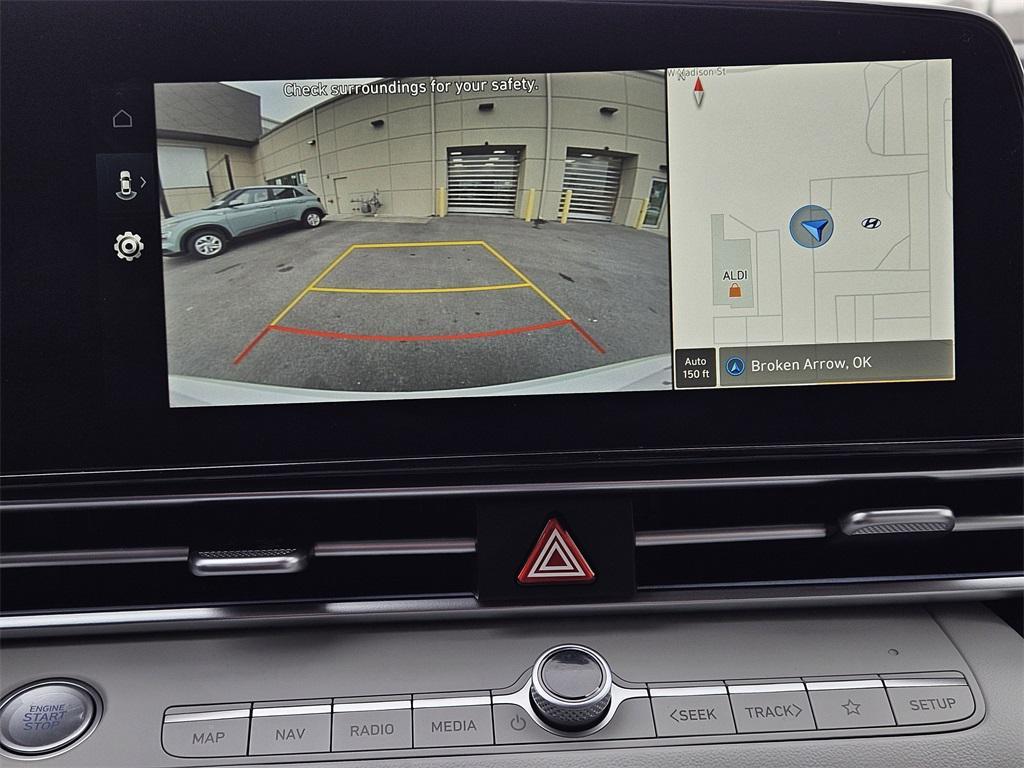 new 2025 Hyundai Elantra car, priced at $26,707