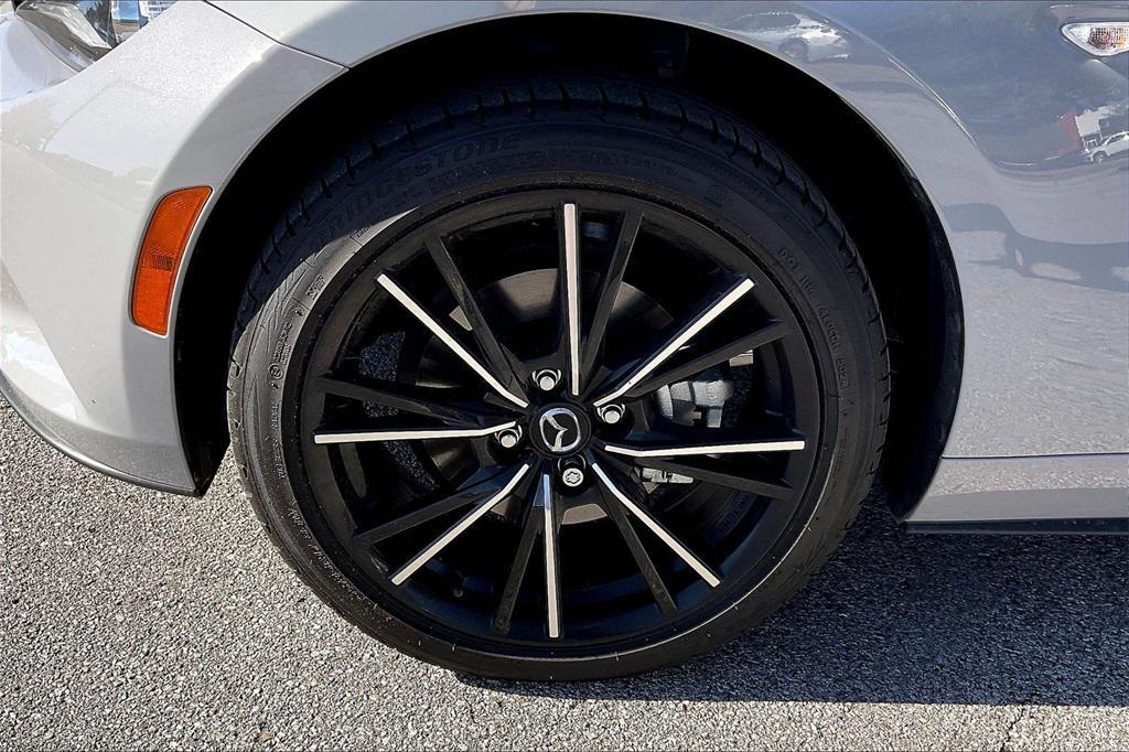 used 2025 Mazda MX-5 Miata RF car, priced at $34,422