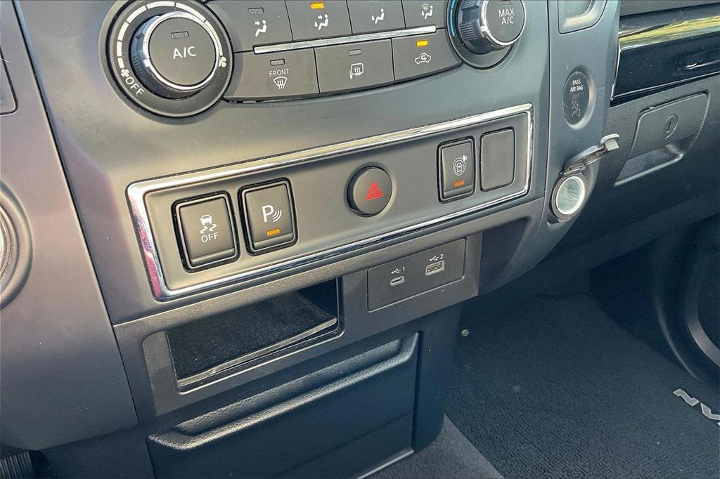 used 2023 Nissan Titan car, priced at $29,111
