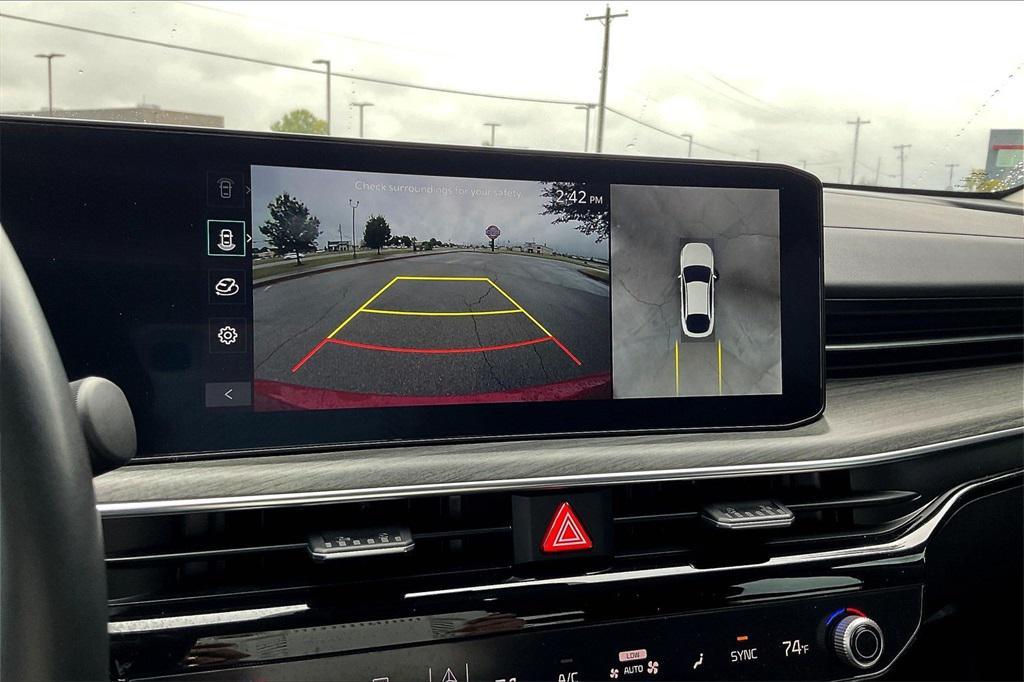 used 2025 Kia K5 car, priced at $29,333