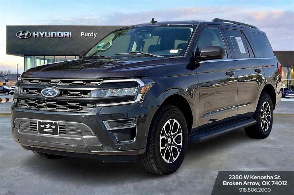 used 2024 Ford Expedition car, priced at $49,111