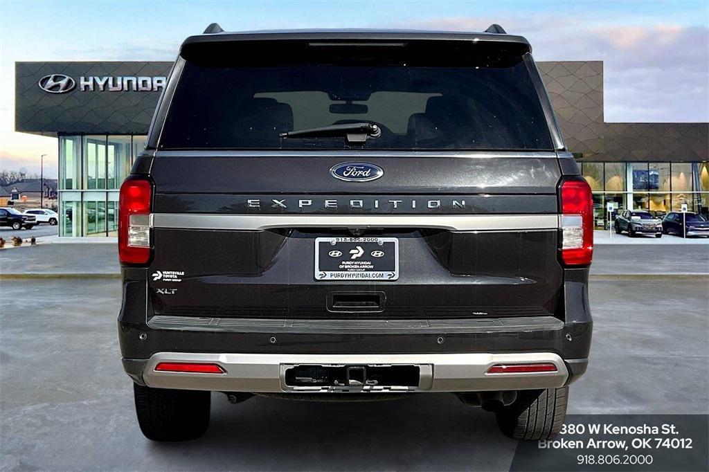 used 2024 Ford Expedition car, priced at $49,111
