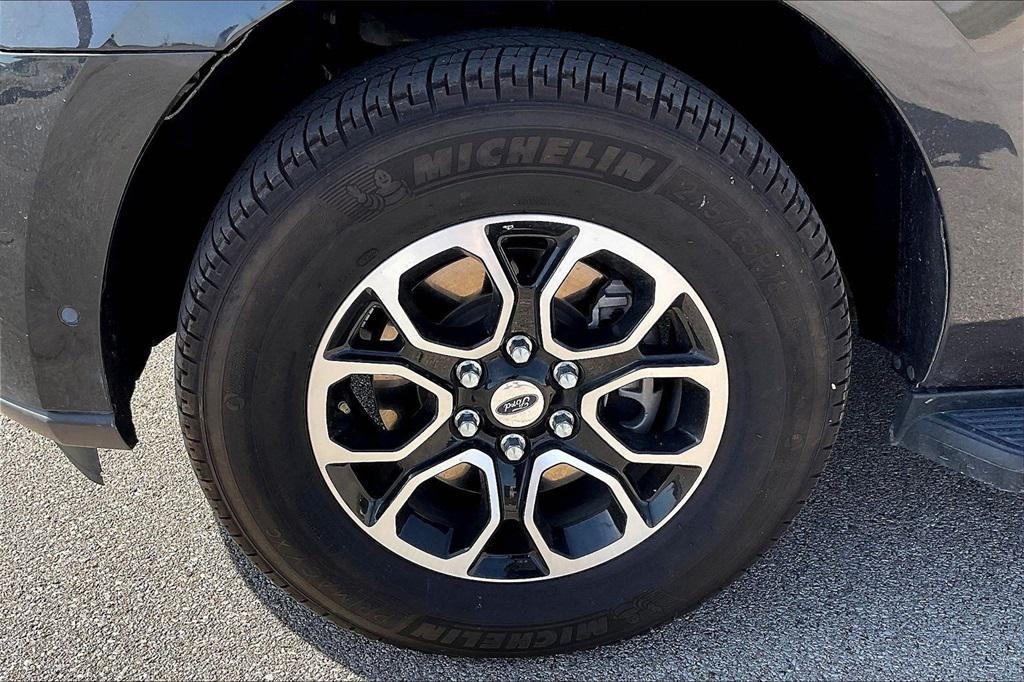 used 2024 Ford Expedition car, priced at $49,111