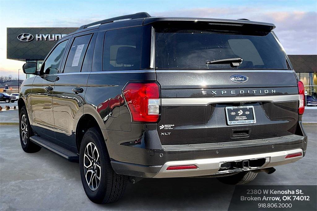 used 2024 Ford Expedition car, priced at $49,111