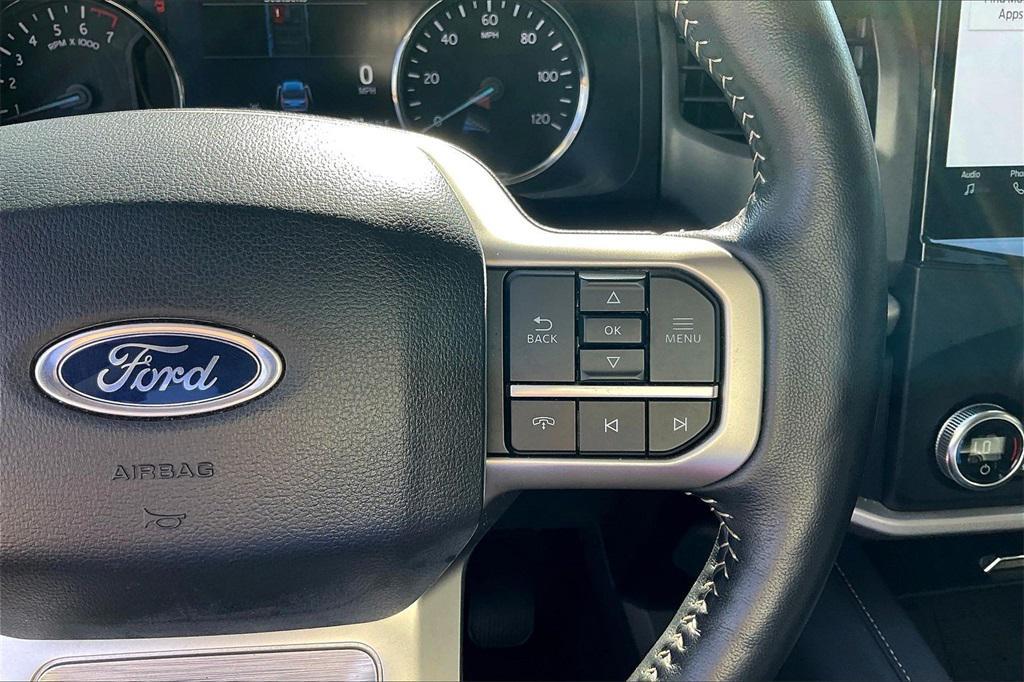 used 2024 Ford Expedition car, priced at $49,111