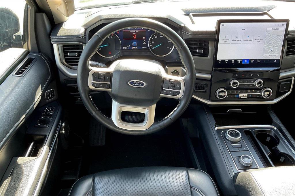 used 2024 Ford Expedition car, priced at $49,111
