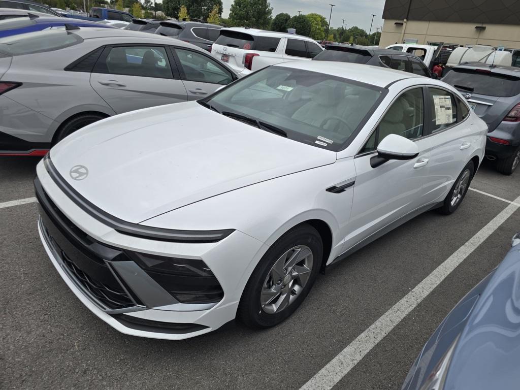 new 2025 Hyundai Sonata car, priced at $26,931