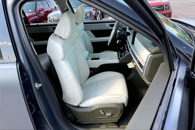 new 2025 Hyundai Santa Fe car, priced at $42,808