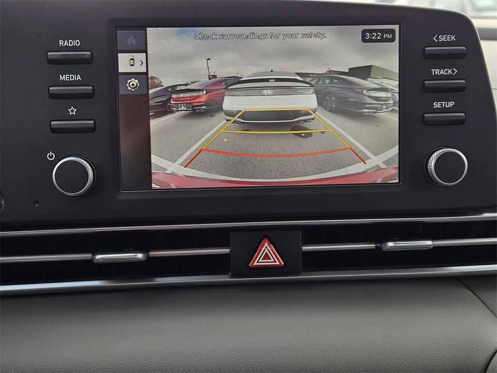 new 2025 Hyundai Elantra car, priced at $21,936