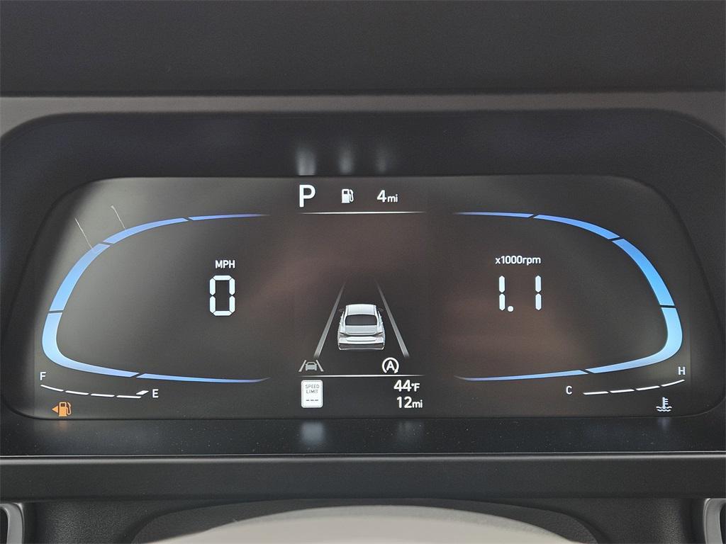 new 2025 Hyundai Elantra car, priced at $21,936