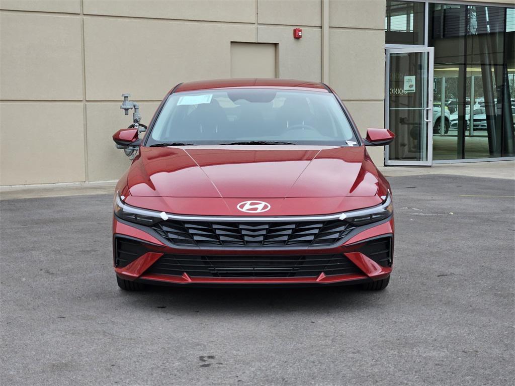 new 2025 Hyundai Elantra car, priced at $21,936