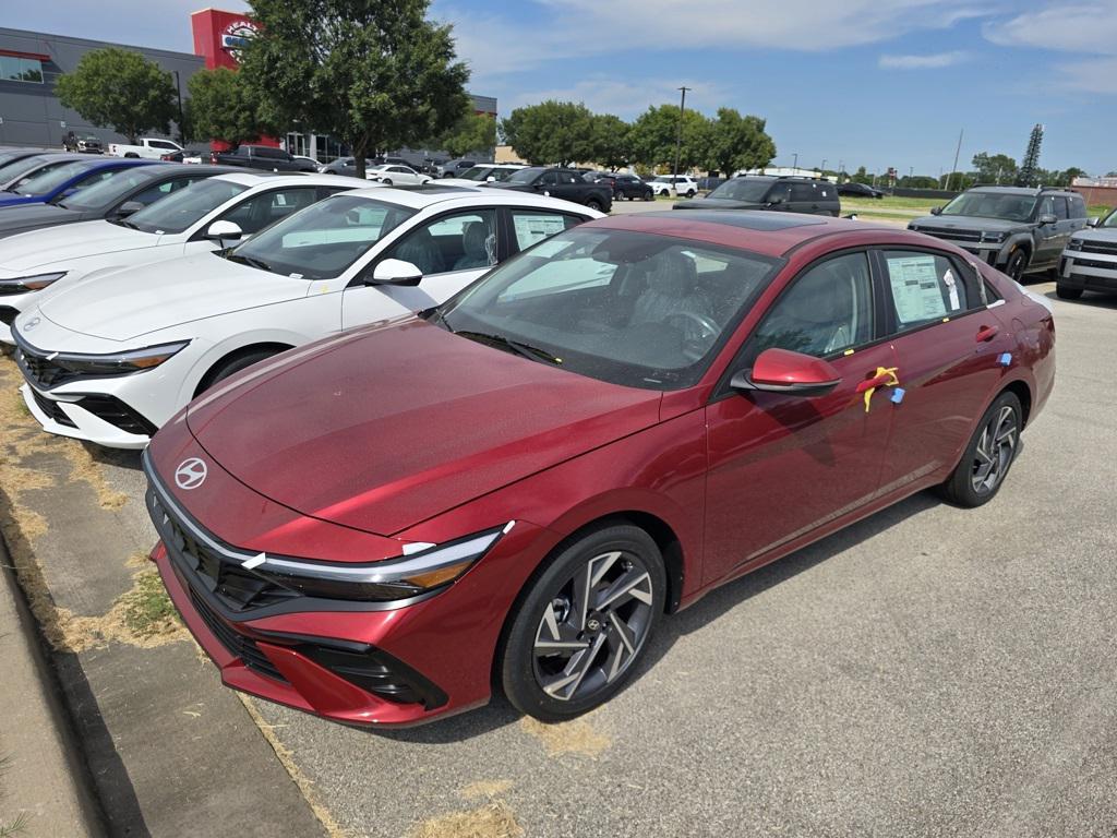 new 2025 Hyundai Elantra car, priced at $27,207